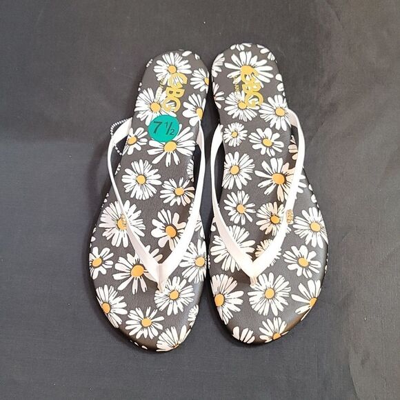 BRAND NEW G BY GCB DAISY'S THONG FLIP FLOPS SANDAL - Picture 3 of 11